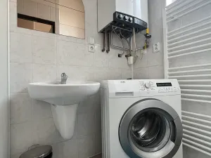 Pronájem bytu 1+kk, Hradec Králové, Dukelská třída, 20 m2