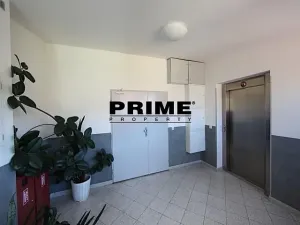 Pronájem kanceláře, Praha - Smíchov, Štefánikova, 55 m2