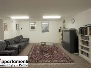 Pronájem rodinného domu, Praha - Kunratice, Ke hrádku, 417 m2