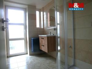 Pronájem bytu 2+1, Opava - Předměstí, náměstí Svaté Hedviky, 79 m2