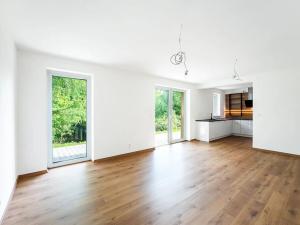 Pronájem rodinného domu, Kamenice, 183 m2