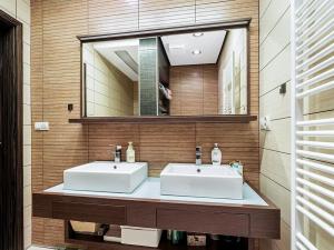 Pronájem bytu 4+1, Praha - Chodov, 250 m2