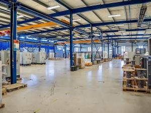 Pronájem výrobních prostor, Hrušky, Na aleji, 6941 m2