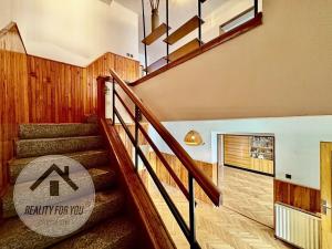 Prodej rodinného domu, Rovensko pod Troskami, Riegrova, 220 m2