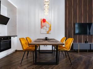 Prodej bytu 3+kk, Horní Planá, Náměstí, 83 m2