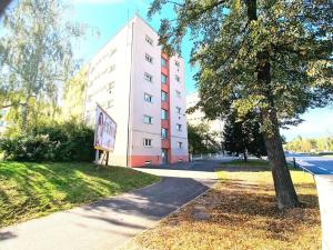 Pronájem bytu 2+kk, Praha - Břevnov, Patočkova, 45 m2