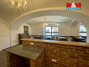 Pronájem restaurace, Blatná, náměstí Míru, 300 m2