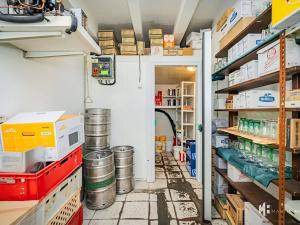 Prodej restaurace, Praha - Strašnice, Gutova, 301 m2