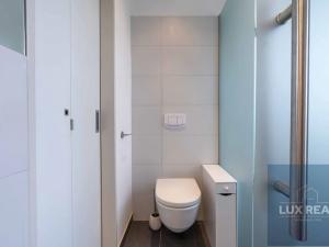 Prodej atypického bytu, Mikulov, Komenského, 164 m2