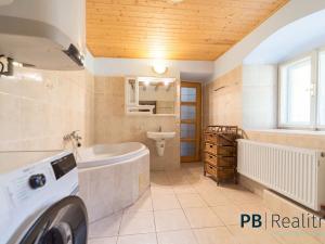 Prodej rodinného domu, Křemže, 450 m2