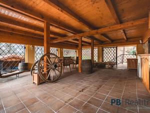 Prodej rodinného domu, Křemže, 450 m2