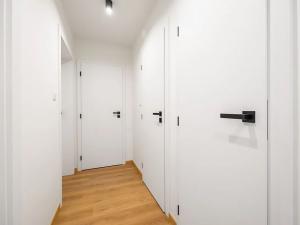 Prodej bytu 3+kk, Praha - Prosek, Vysočanská, 82 m2