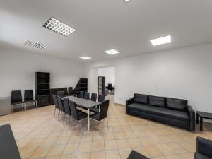 Pronájem obchodního prostoru, Ostrava - Mariánské Hory, 28. října, 112 m2