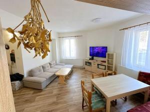 Prodej rodinného domu, Kovářská, 300 m2