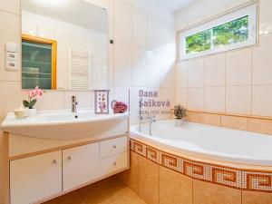 Prodej rodinného domu, Dačice, 313 m2