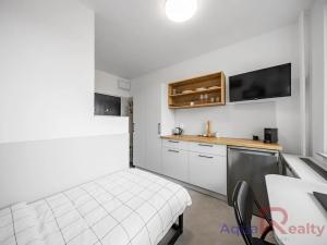 Pronájem bytu 1+kk, Karlovy Vary, Fibichova, 14 m2