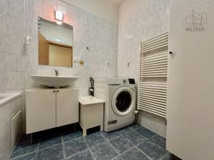 Prodej bytu 2+kk, Praha - Chodov, Divišovská, 43 m2