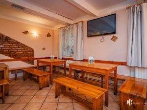 Pronájem restaurace, Praha - Strašnice, Gutova, 301 m2