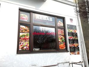 Pronájem obchodního prostoru, Uničov, Masarykovo nám., 10 m2