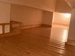 Pronájem bytu 1+kk, Praha - Smíchov, Plzeňská, 27 m2