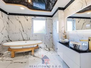 Prodej rodinného domu, Praha - Komořany, Pod lesem, 175 m2