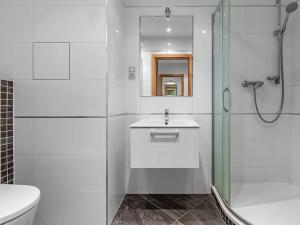 Pronájem bytu 1+kk, Praha - Břevnov, Patočkova, 32 m2