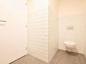 Pronájem bytu 3+kk, Praha - Vysočany, Kolbenova, 72 m2