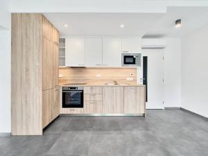 Pronájem bytu 2+kk, Znojmo, Hrušňová, 60 m2