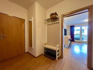 Pronájem bytu 3+kk, Praha - Čakovice, Bermanova, 81 m2