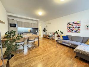 Pronájem bytu 2+kk, Praha - Staré Město, Národní, 68 m2