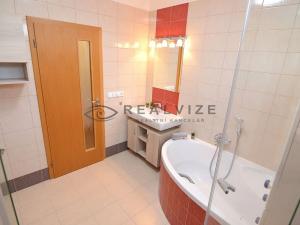 Pronájem bytu 3+kk, České Budějovice, Pasovská, 84 m2