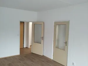 Pronájem bytu 2+kk, Pardubice, Lonkova, 55 m2