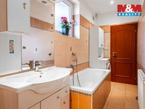 Prodej rodinného domu, Zlosyň, 142 m2