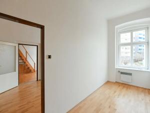 Pronájem bytu 3+kk, Praha - Žižkov, Lupáčova, 57 m2