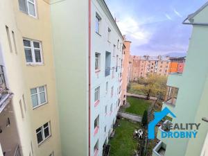 Pronájem bytu 4+1, Děčín, Revoluční nám., 103 m2