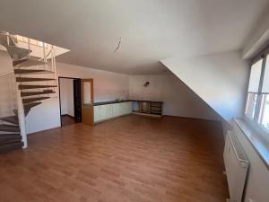 Pronájem bytu 3+kk, Náměšť nad Oslavou, Masarykovo nám., 92 m2