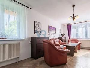 Prodej bytu 3+1, Trhové Sviny, 72 m2