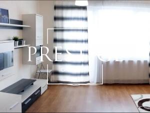 Pronájem bytu 1+kk, Praha - Horní Měcholupy, Modenská, 38 m2