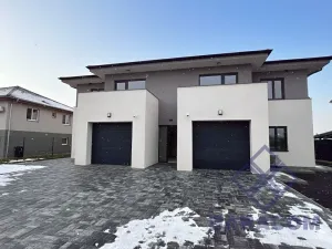 Prodej rodinného domu, Polerady, 190 m2