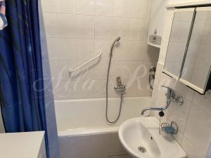 Prodej bytu 2+1, Velké Opatovice, Eduarda Ušela, 53 m2