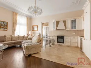 Pronájem bytu 4+kk, Karlovy Vary, Zeyerova, 124 m2