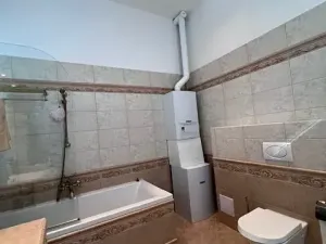 Prodej bytu 4+1, Karlovy Vary, Krále Jiřího, 120 m2