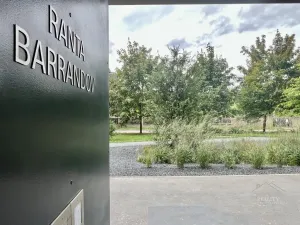 Pronájem bytu 2+kk, Praha - Hlubočepy, Benešova, 48 m2