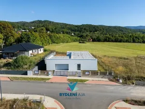 Prodej rodinného domu, Dubí, V Aleji, 206 m2