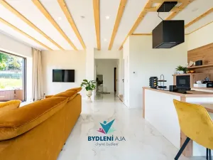 Prodej rodinného domu, Bystřany, 284 m2