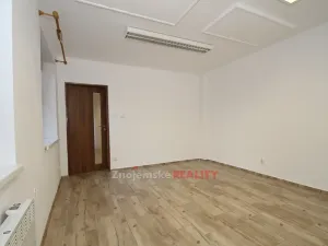 Pronájem bytu 2+kk, Znojmo, Kollárova, 35 m2