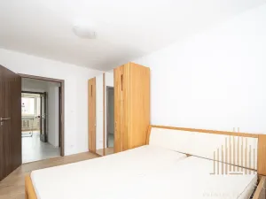 Pronájem bytu 3+kk, Praha - Černý Most, Breitcetlova, 73 m2