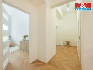 Prodej bytu 3+1, Praha - Vinohrady, Balbínova, 96 m2