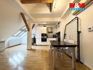 Prodej bytu 2+kk, Praha - Střešovice, Za Pohořelcem, 114 m2