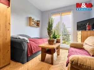 Prodej bytu 3+1, Ostrov, Vančurova, 68 m2